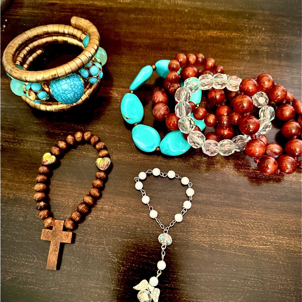 Bohemian Beaded Bracelet Set (8) bracelets (1) beaded angel charm LOT #7